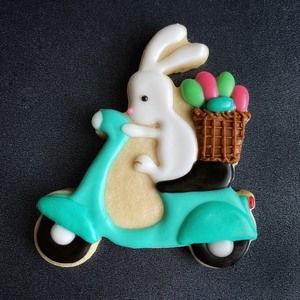 Meet your Posher, Nadia